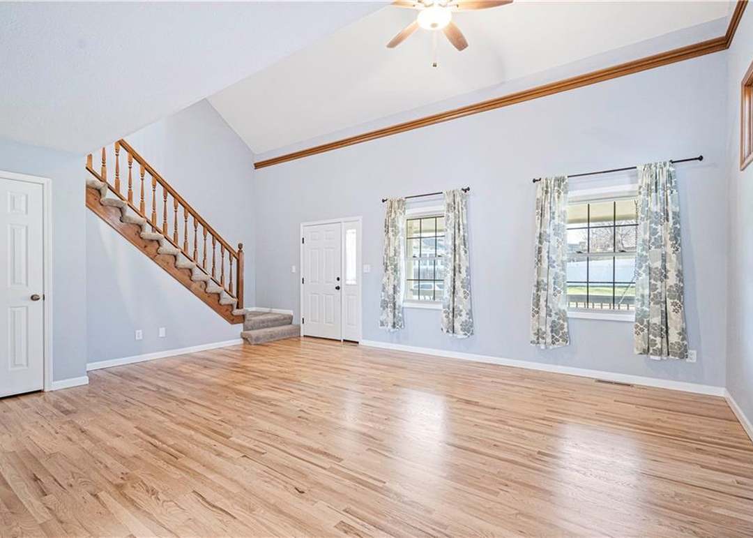 2116 NW Harbor Place — photo 14