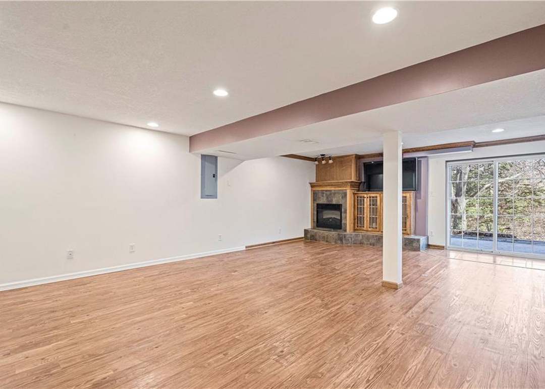 2116 NW Harbor Place — photo 26