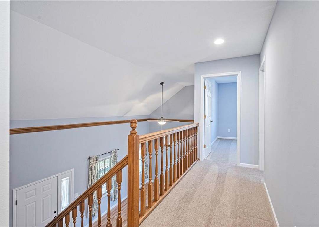 2116 NW Harbor Place — photo 30