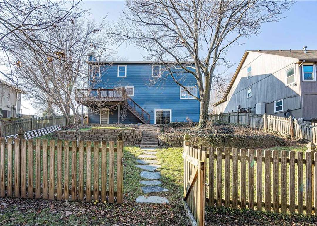 2116 NW Harbor Place — photo 39