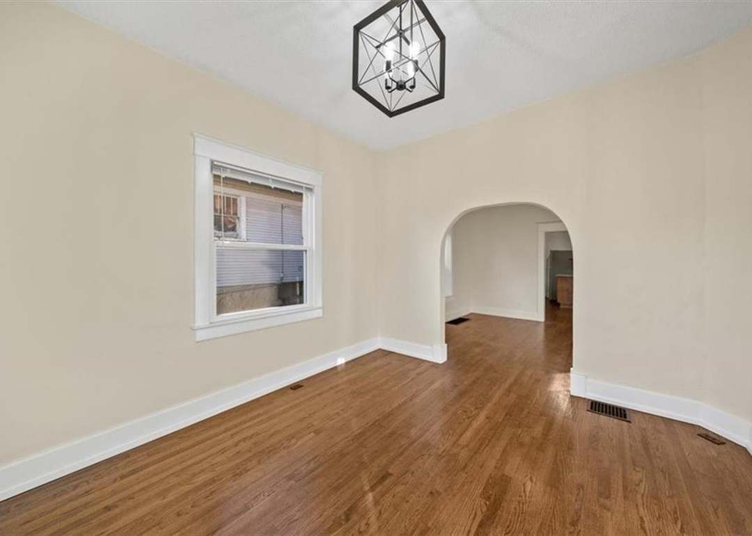 2534 Lawn Avenue — photo 9