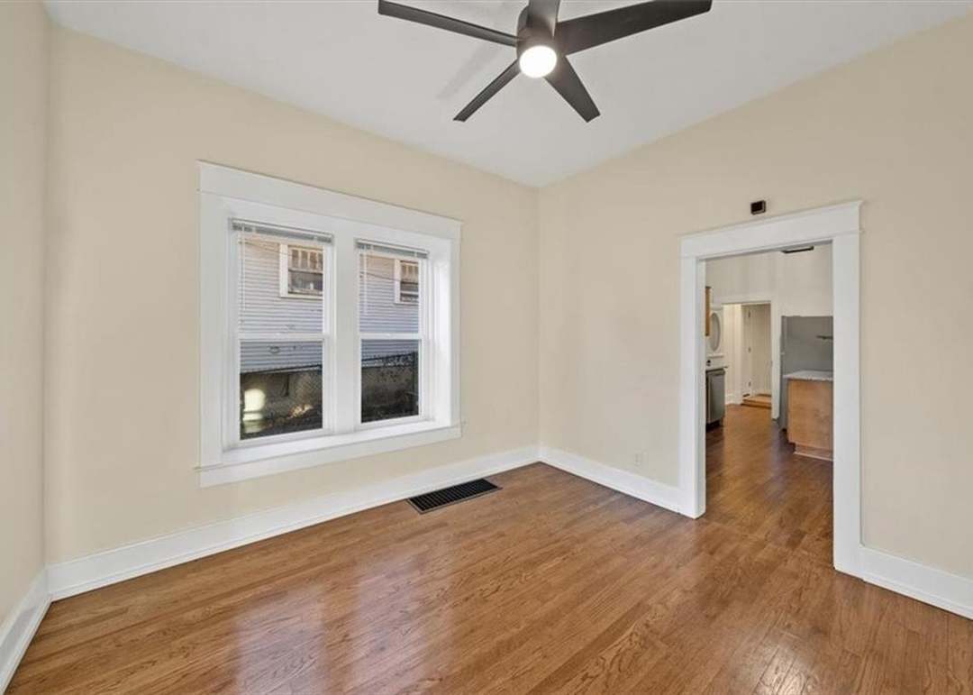2534 Lawn Avenue — photo 10
