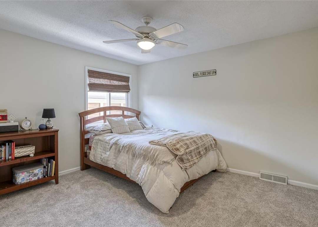 10001 W 101st Street — photo 16