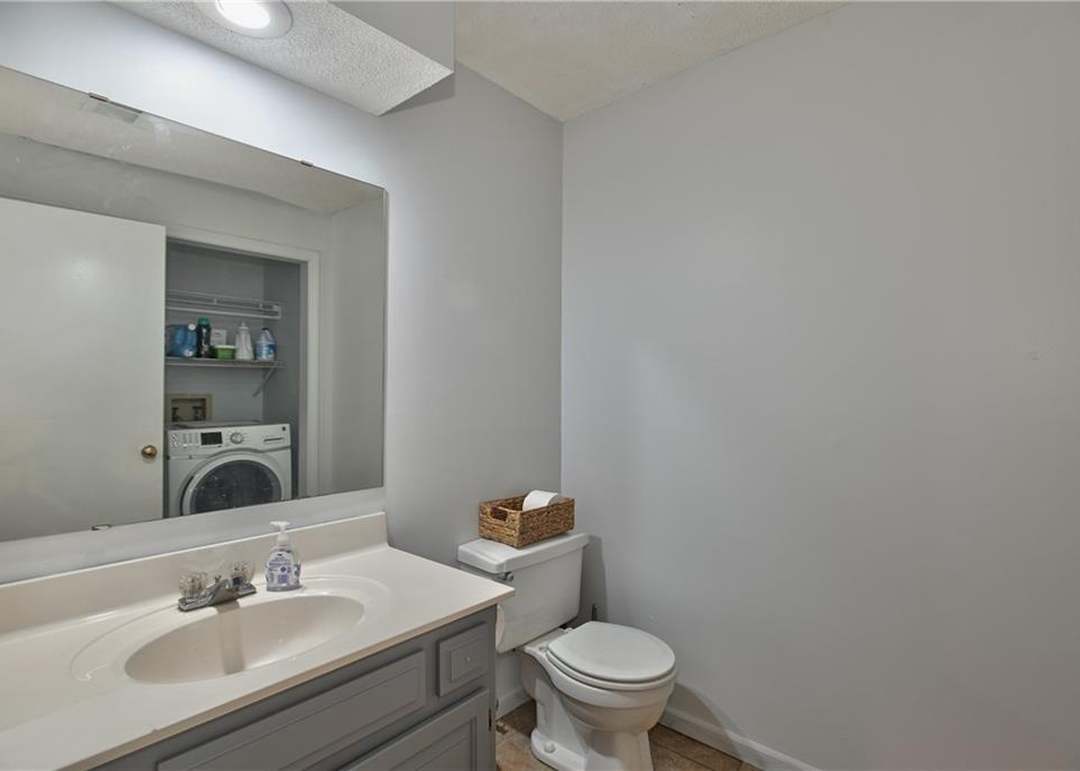 740 N Sumac Street — photo 27