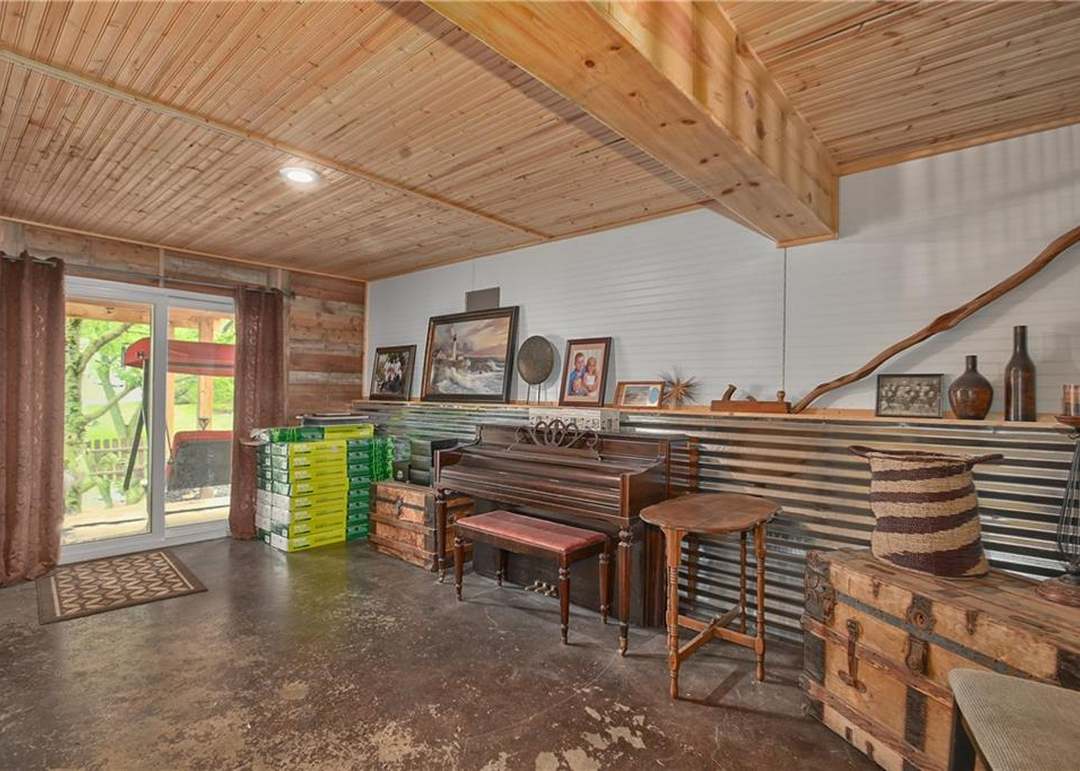 740 N Sumac Street — photo 28