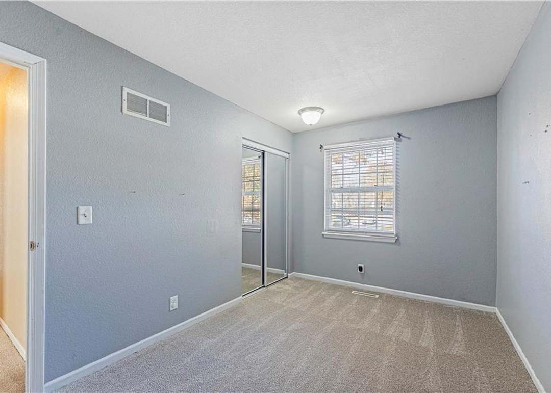 16229 W 132nd Street — photo 17