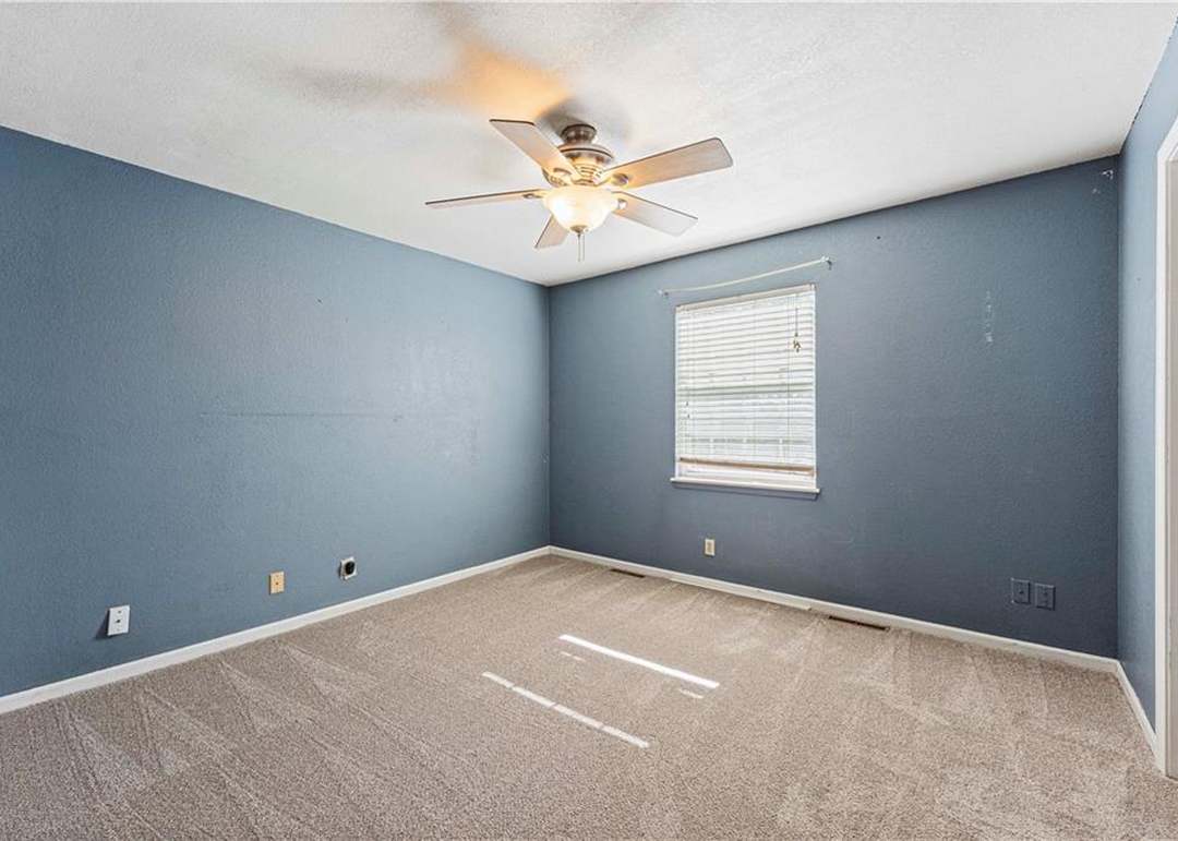 16229 W 132nd Street — photo 18