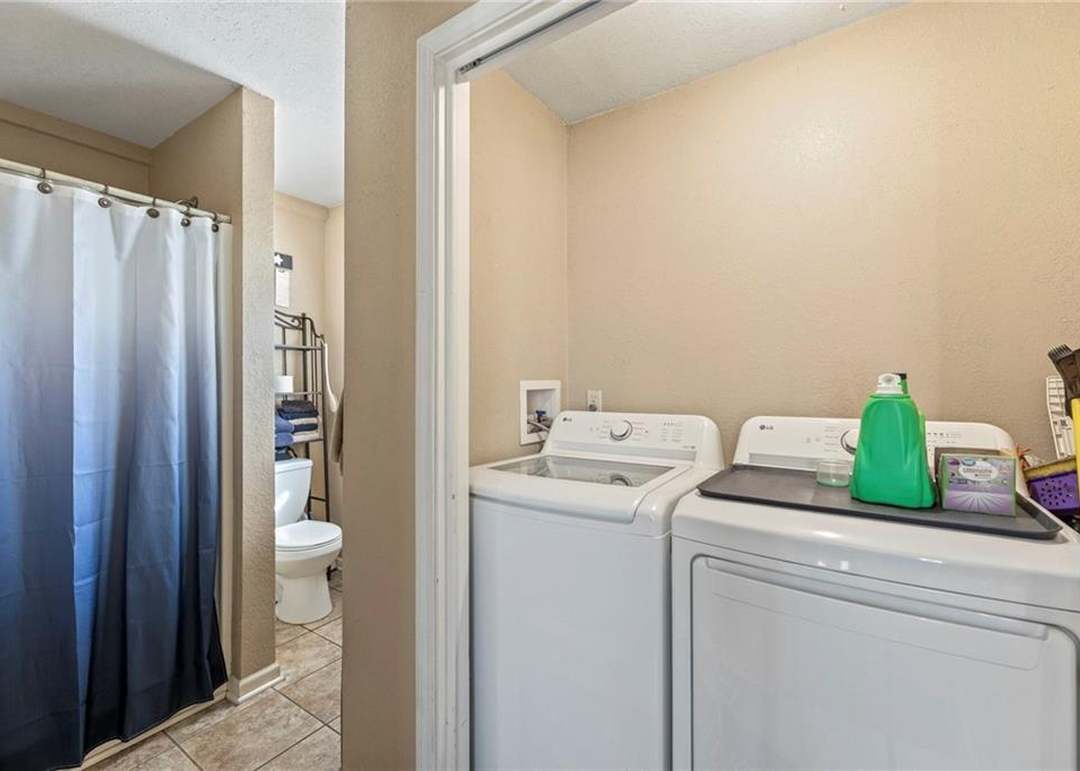 104 SW Alderson Place — photo 4