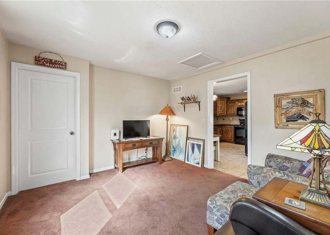 104 SW Alderson Place — photo 13