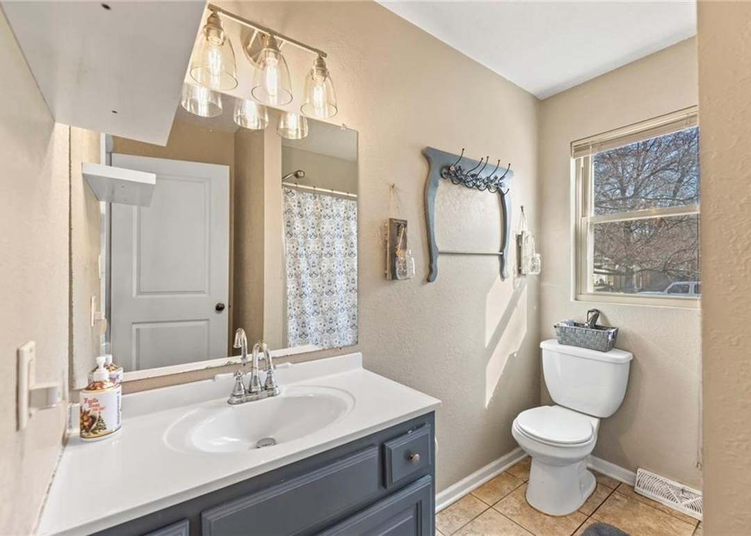104 SW Alderson Place — photo 14