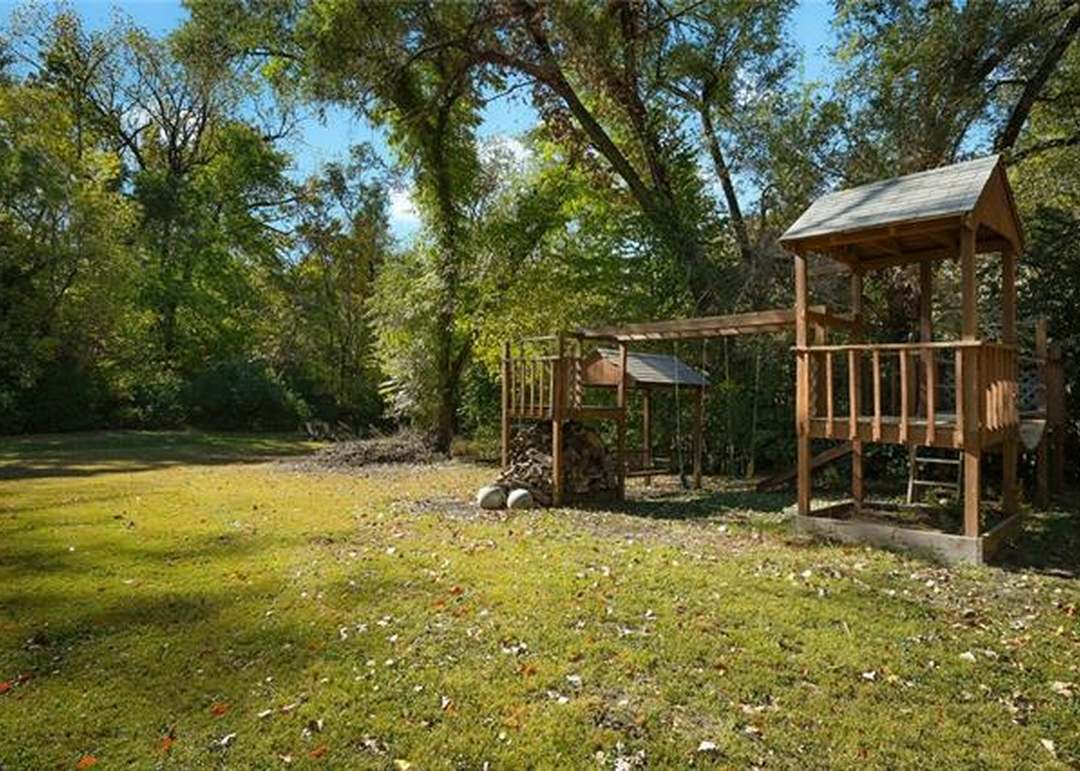 3135 W 43rd Avenue — photo 32