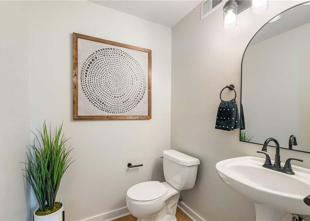 10992 Rosehill Road — photo 7