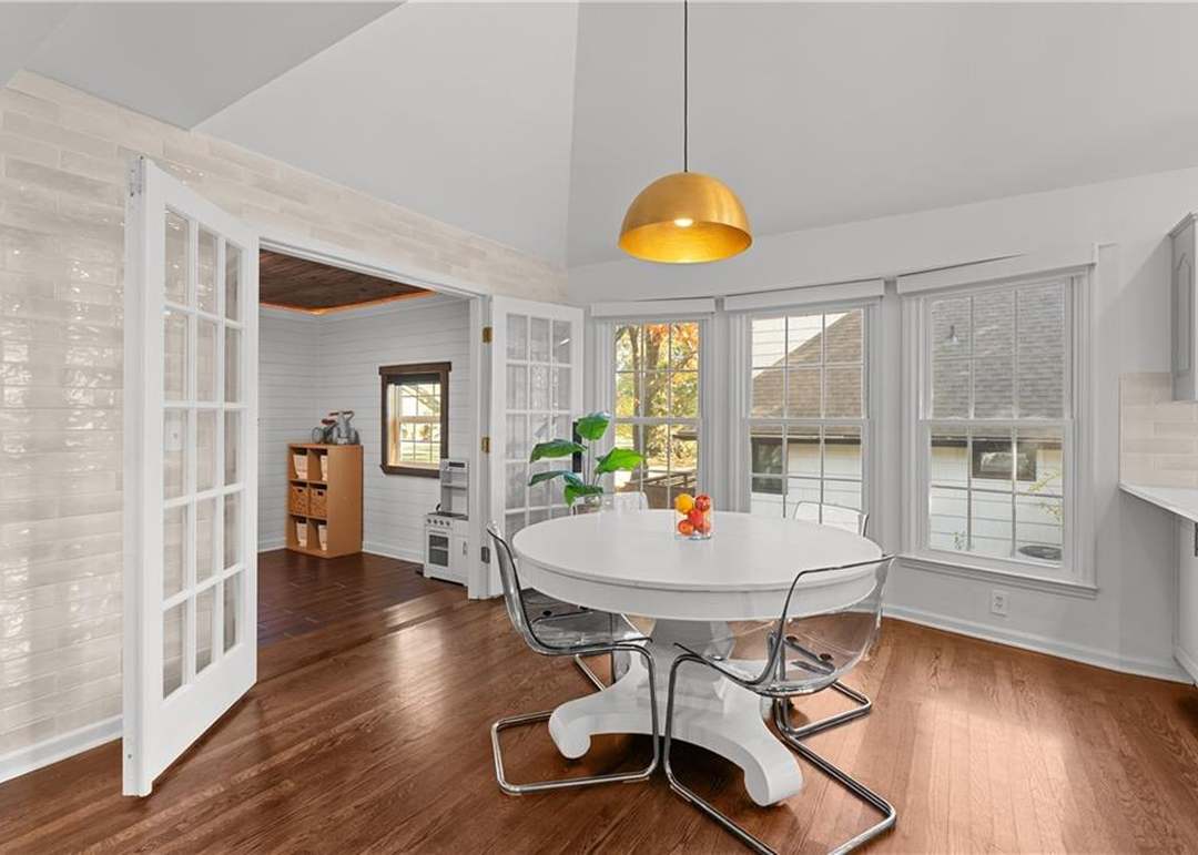 9504 W 106TH Street — photo 18