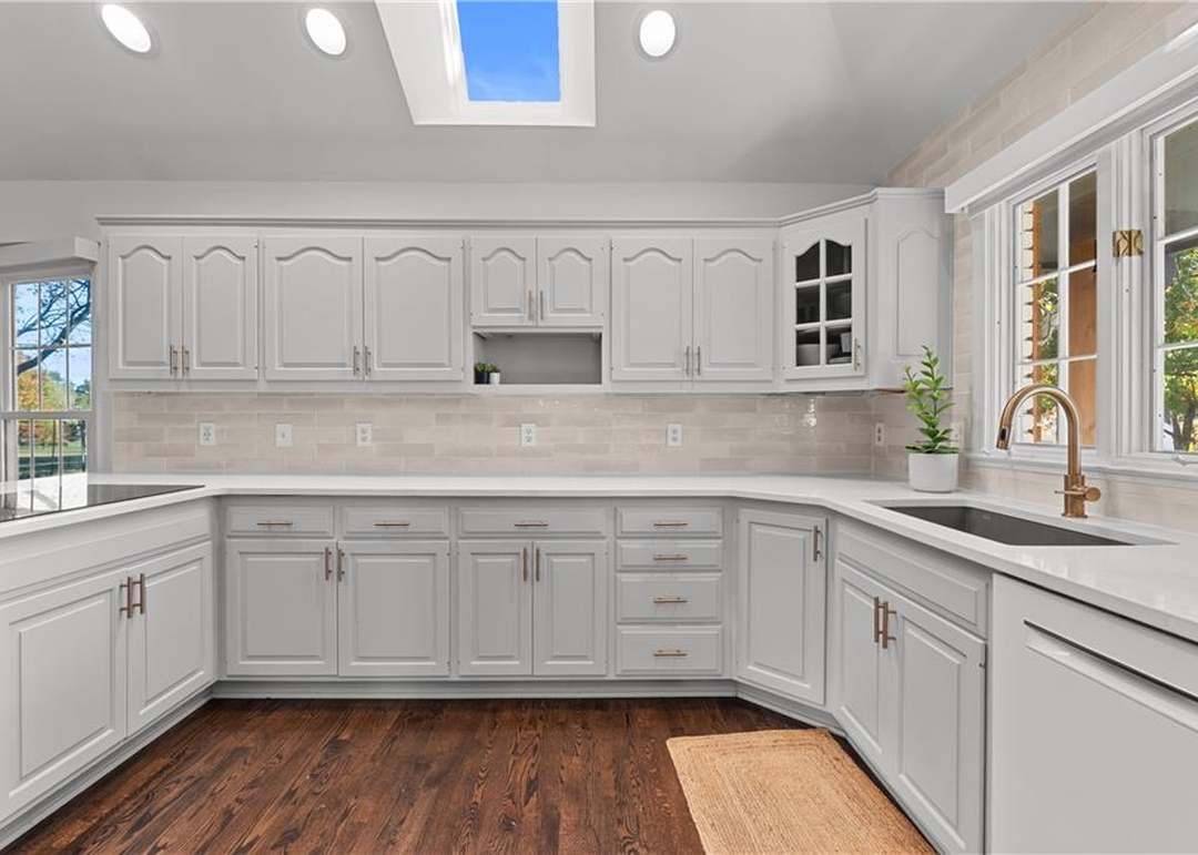 9504 W 106TH Street — photo 20