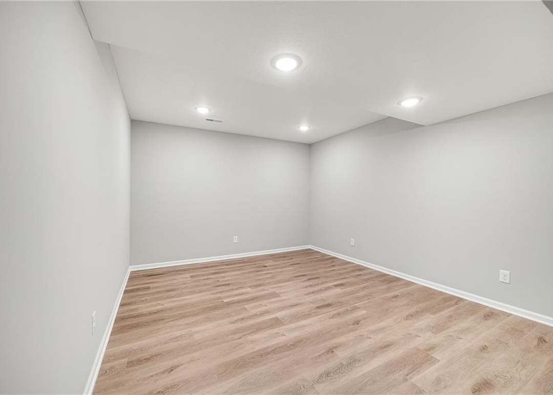 603 Summer Dawn Court — photo 3
