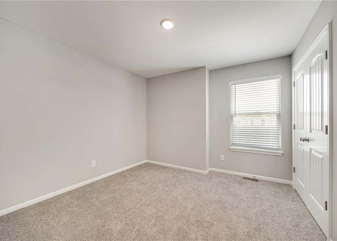 603 Summer Dawn Court — photo 5