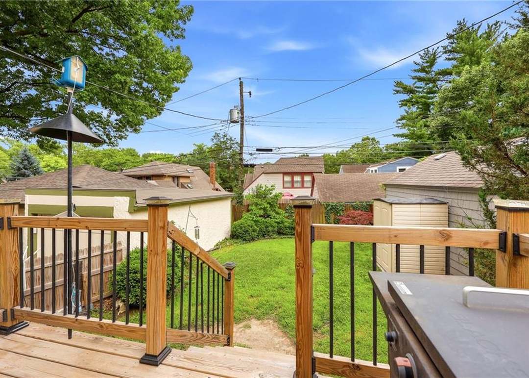 309 E Winthrope Road — photo 38