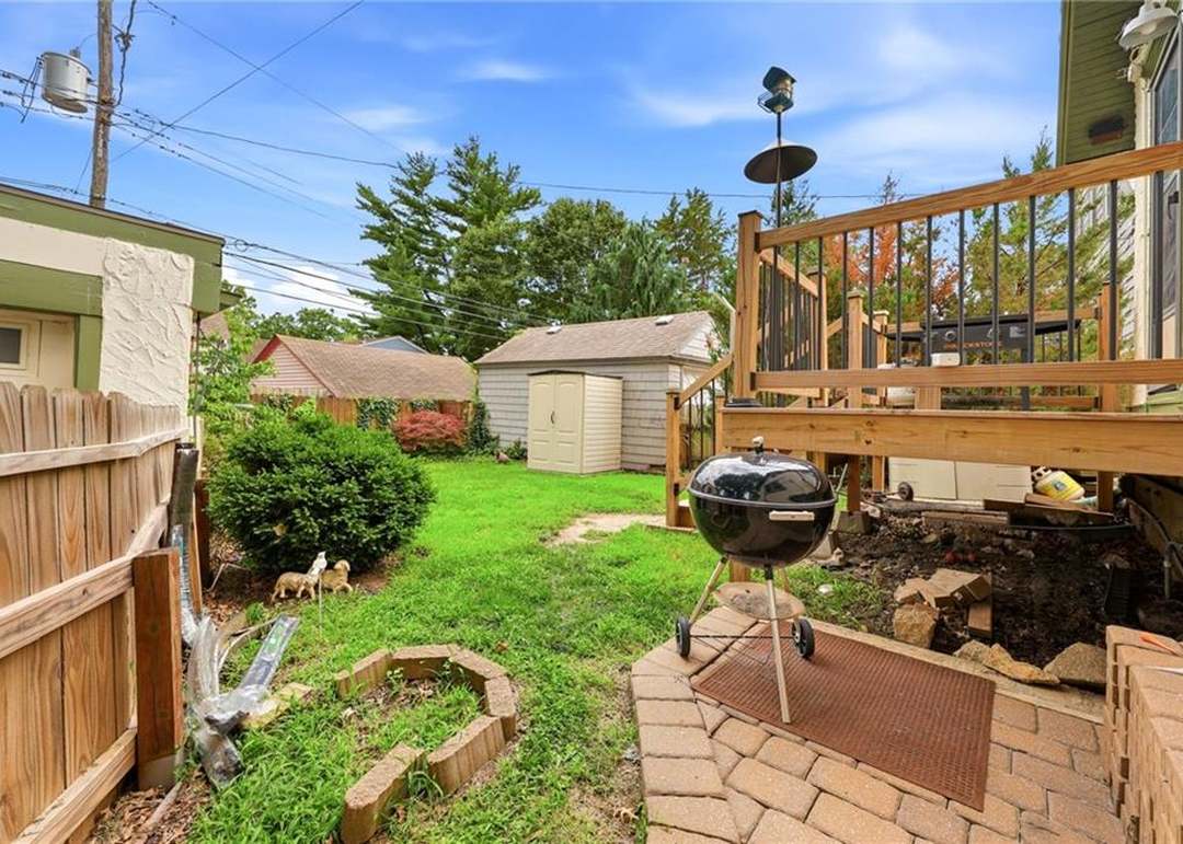 309 E Winthrope Road — photo 39