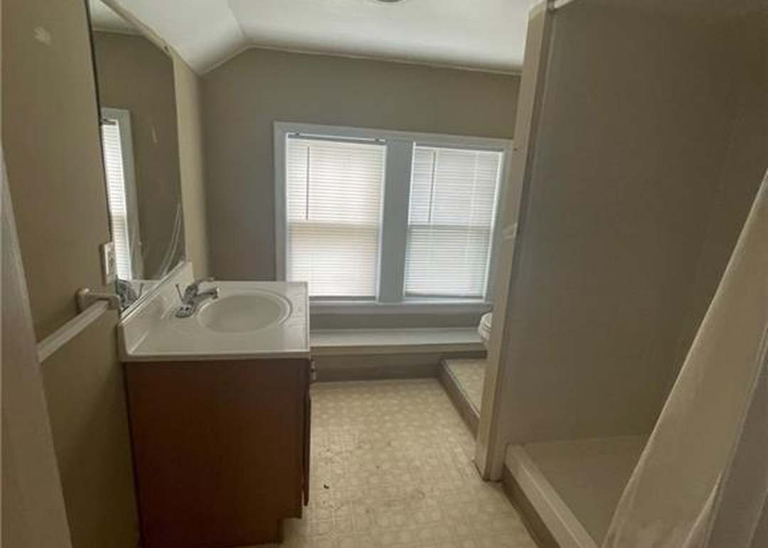 8505 Wayne Avenue — photo 19