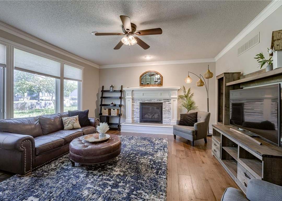 11316 W 116 Street — photo 10