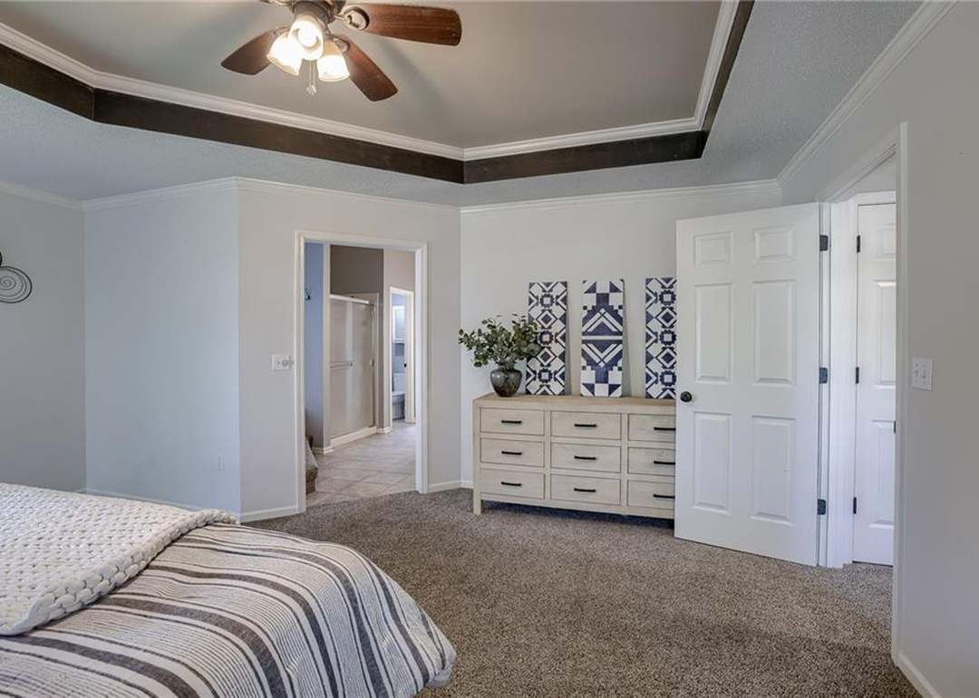 11316 W 116 Street — photo 13