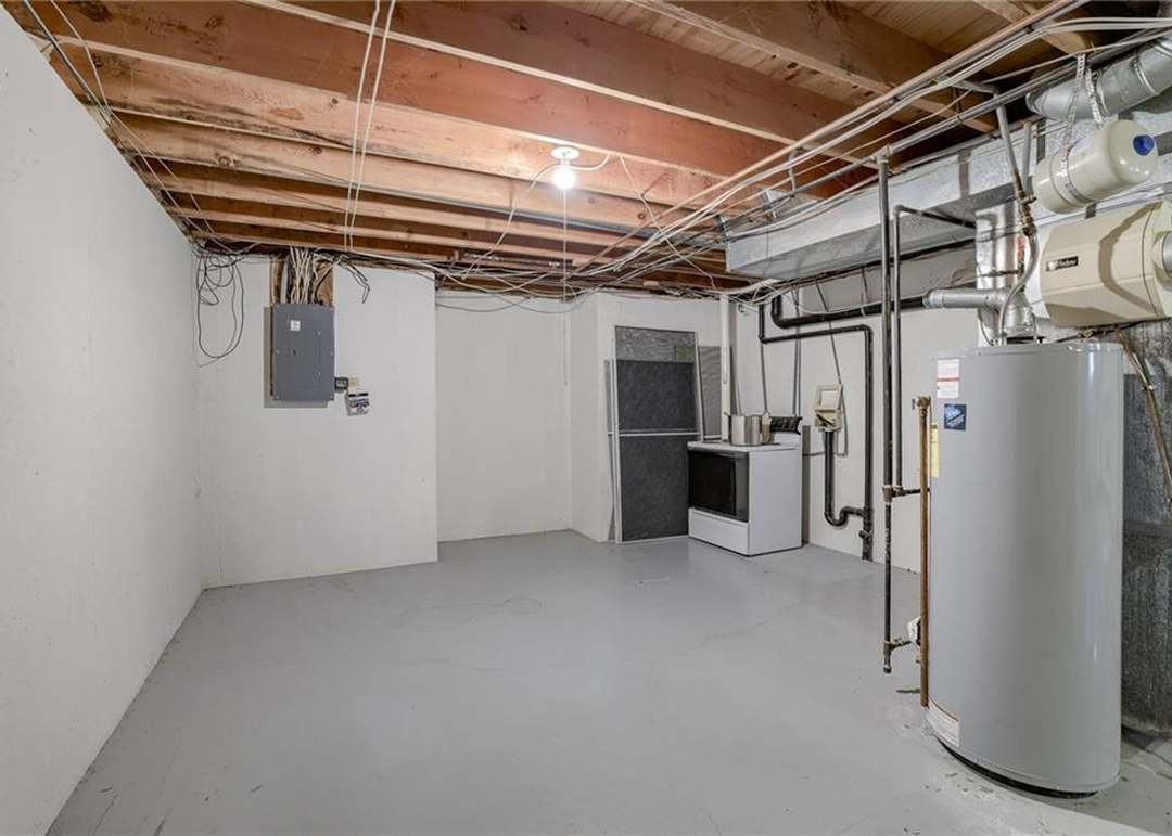 11316 W 116 Street — photo 19