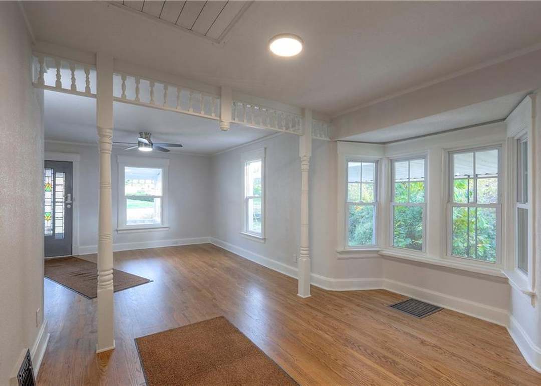 826 S Arlington Avenue — photo 15
