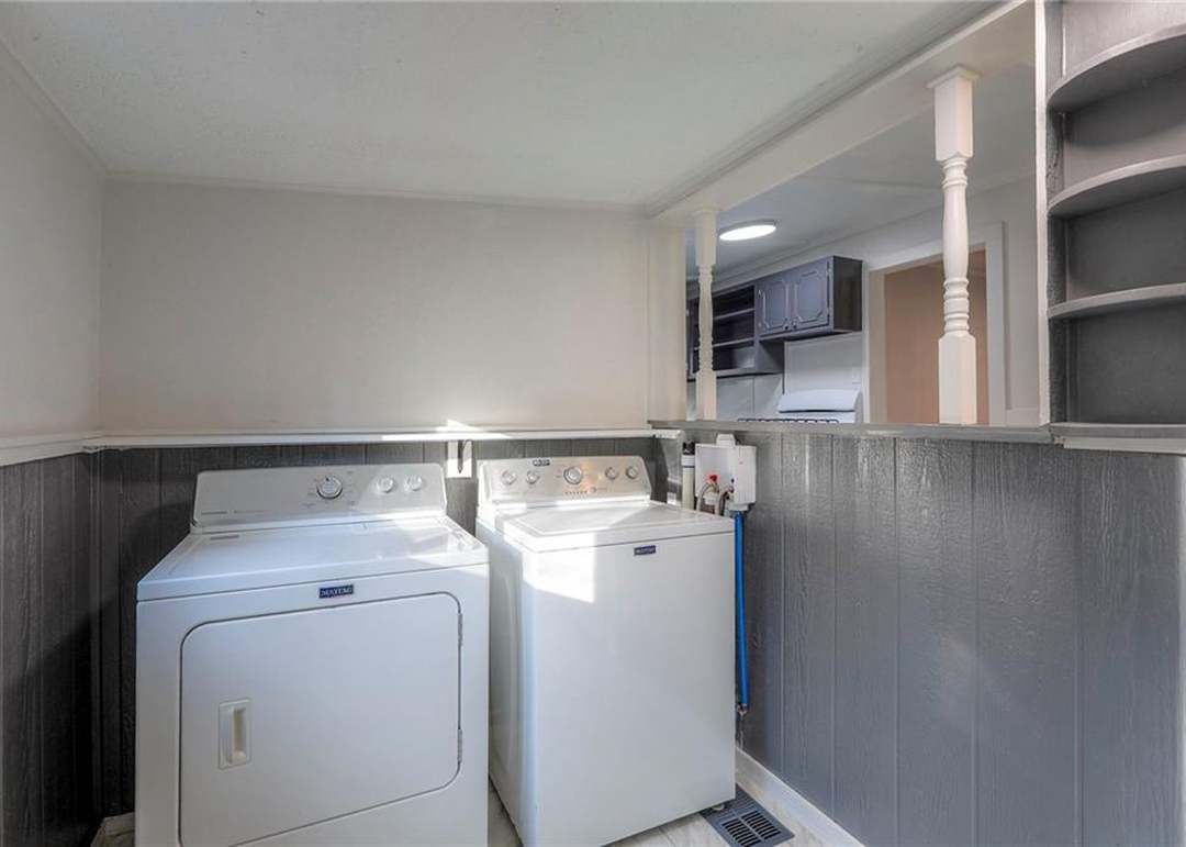 826 S Arlington Avenue — photo 20