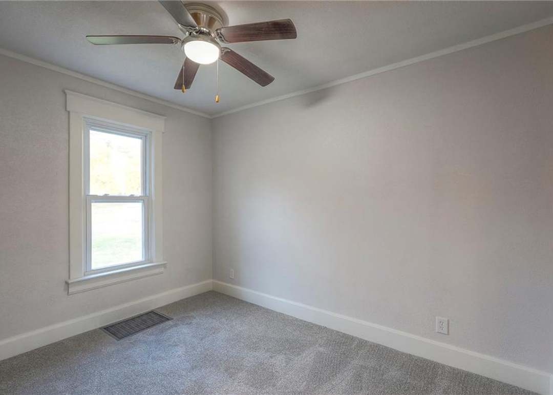 826 S Arlington Avenue — photo 21
