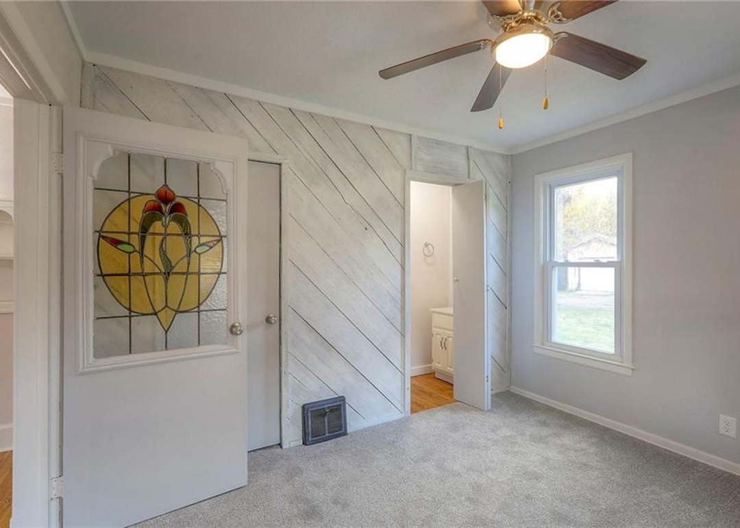 826 S Arlington Avenue — photo 24