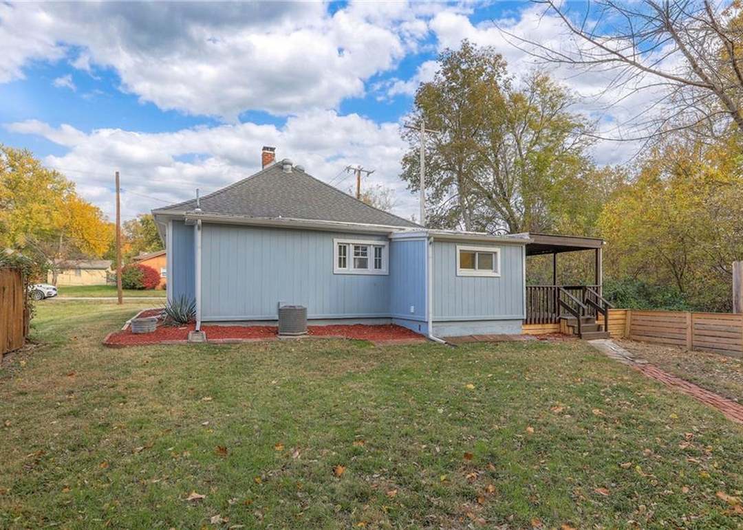 826 S Arlington Avenue — photo 33