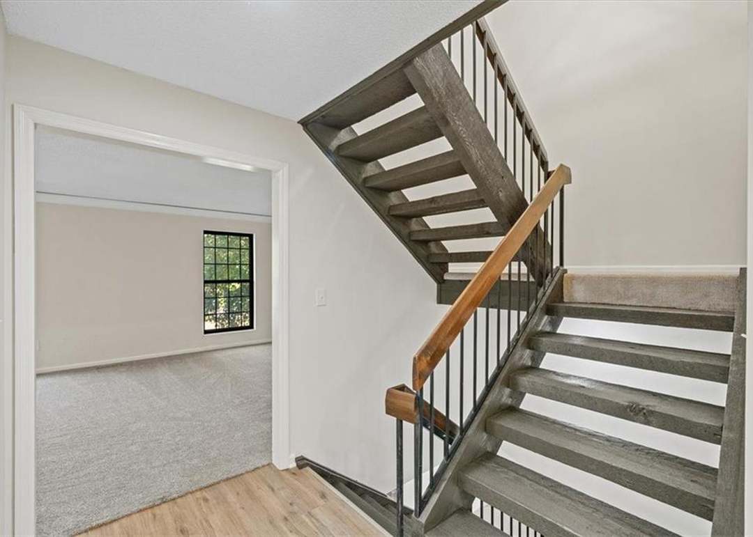 10248 Cedarbrooke Lane — photo 5