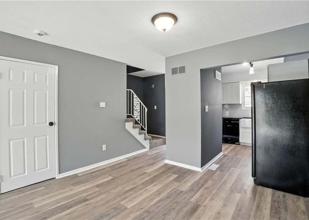 10242 W 96th Street — photo 14