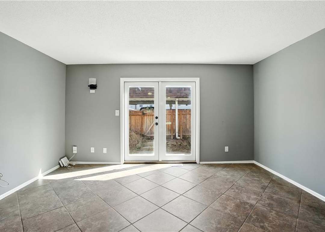 10242 W 96th Street — photo 15