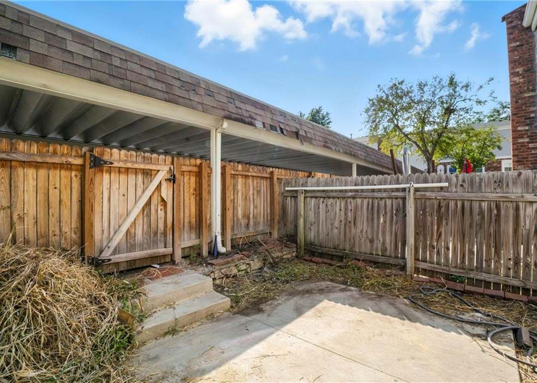 10242 W 96th Street — photo 27