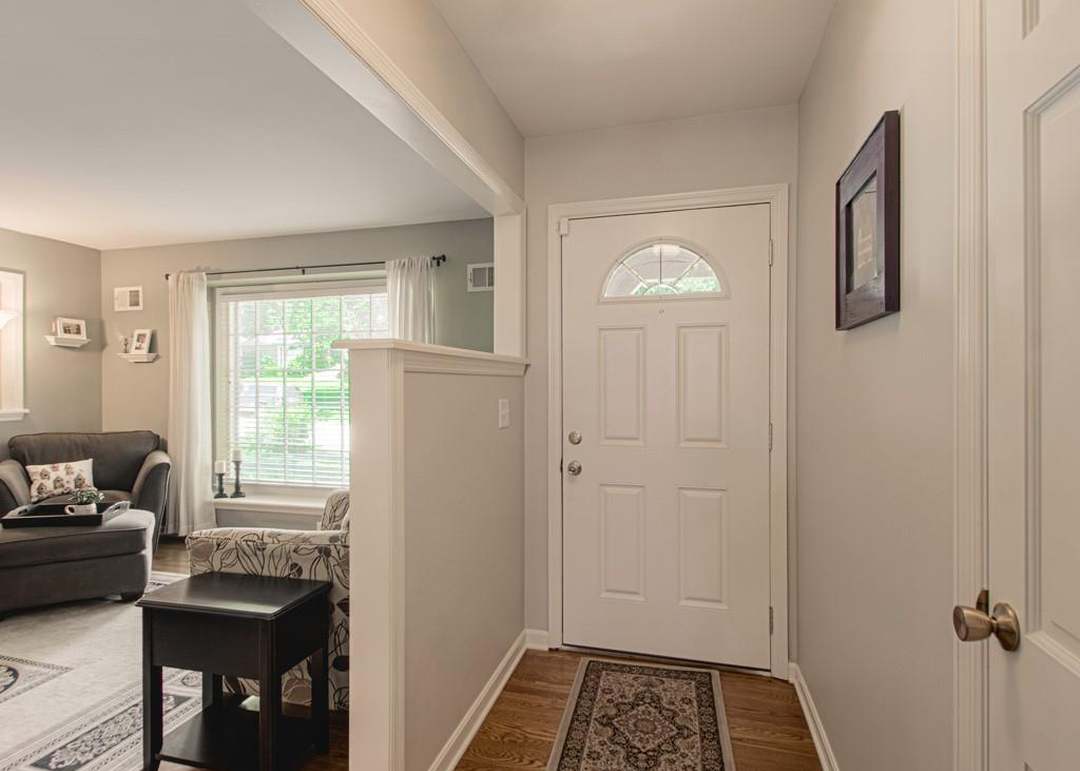 4312 S Greenwich Lane — photo 9
