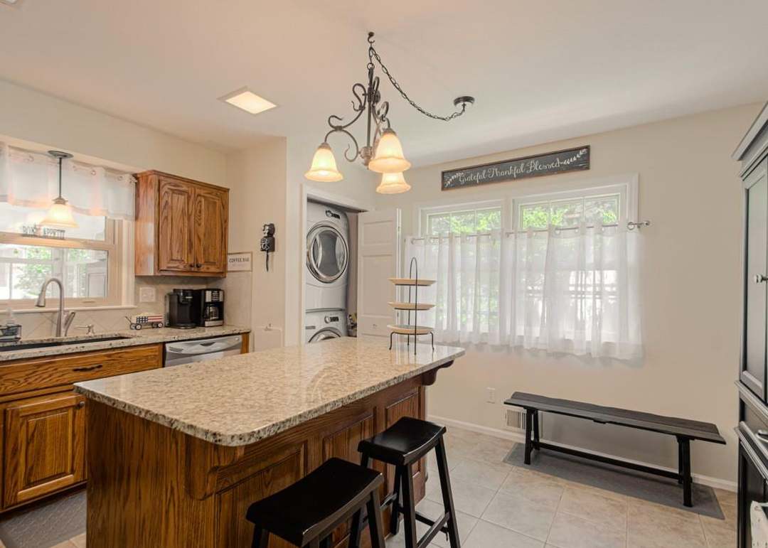 4312 S Greenwich Lane — photo 17