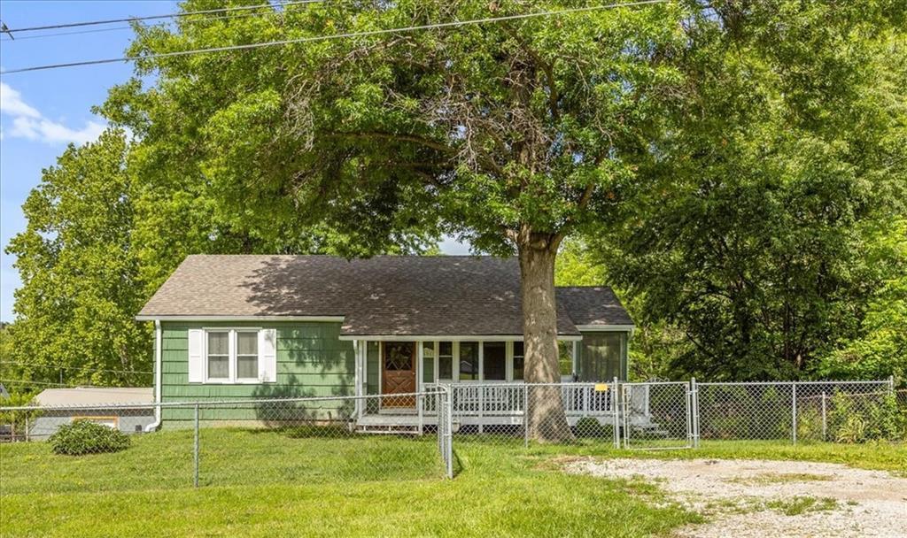 6608 N Edison Avenue — photo 1