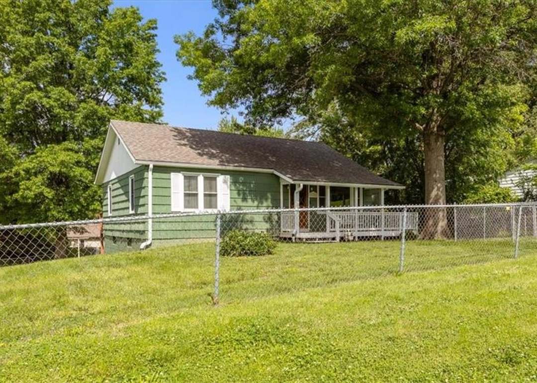6608 N Edison Avenue — photo 8