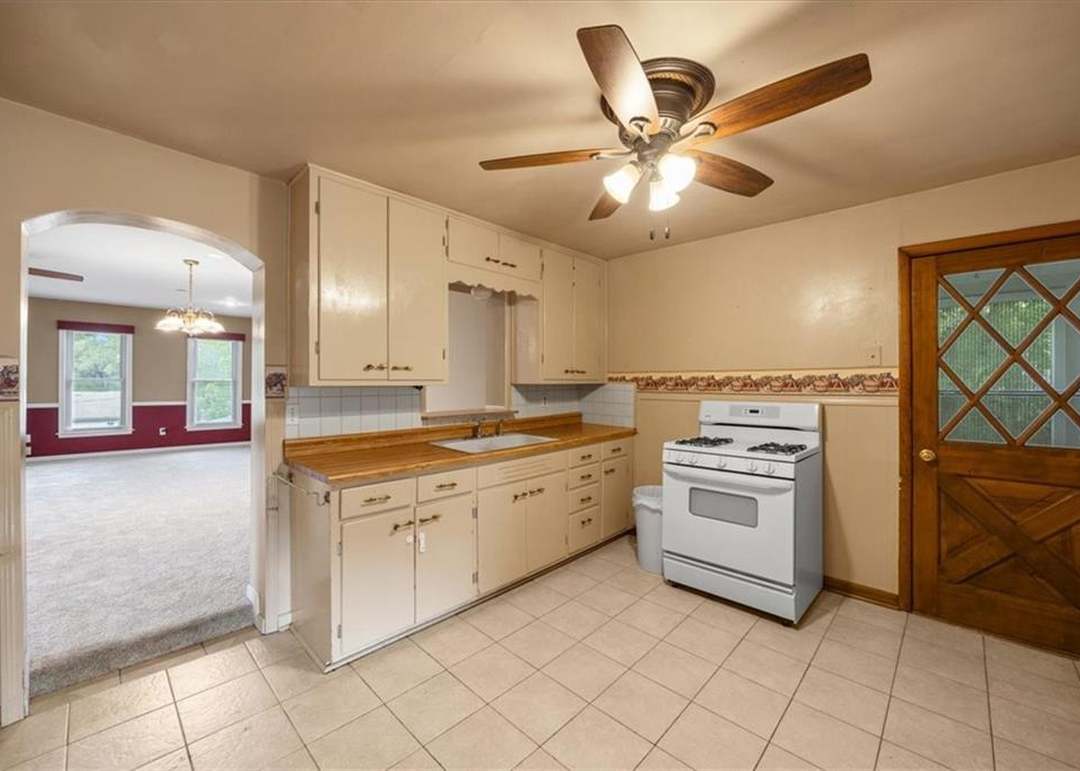 6608 N Edison Avenue — photo 17