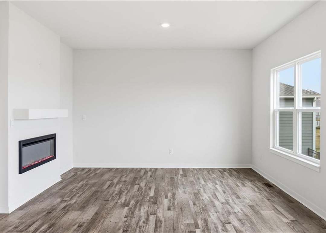 19624 W 201st Terrace — photo 9