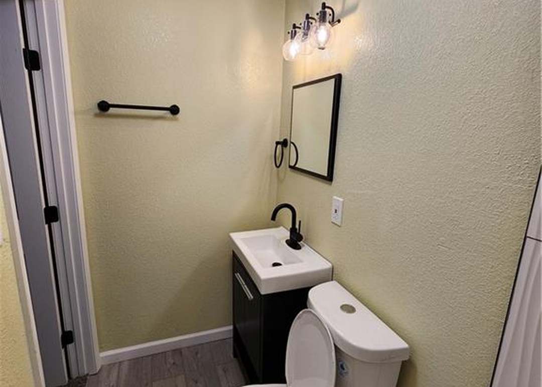 7139 Cleveland Avenue — photo 31