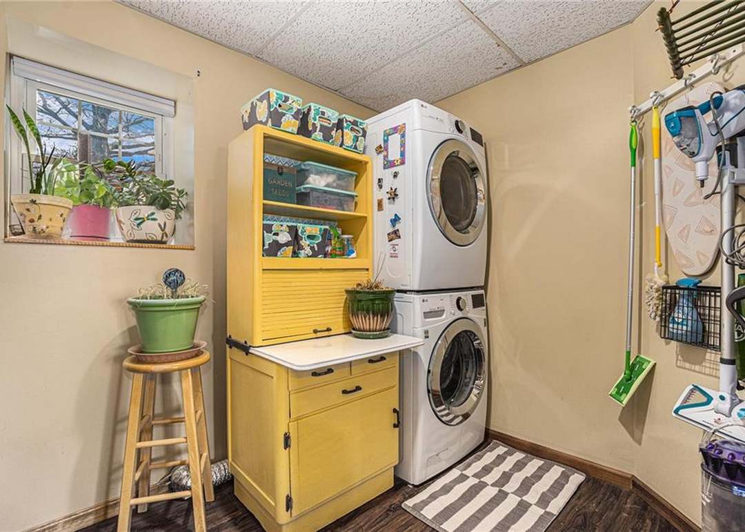 642 S DEERFIELD Drive — photo 3