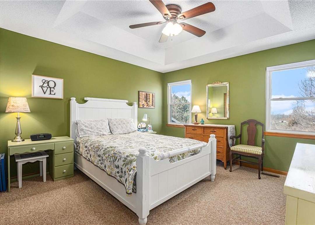 642 S DEERFIELD Drive — photo 15