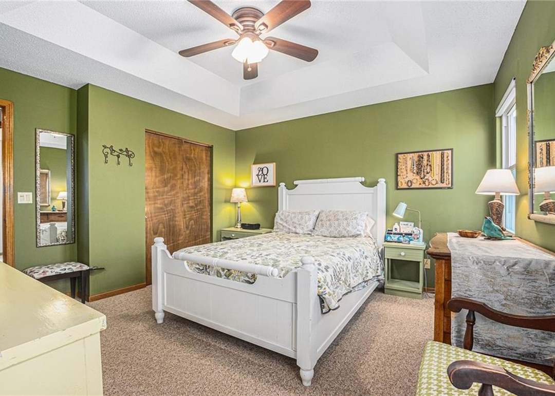642 S DEERFIELD Drive — photo 16