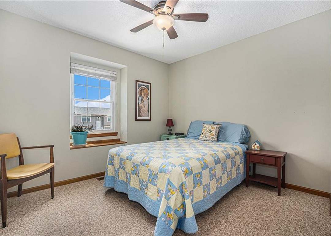 642 S DEERFIELD Drive — photo 18
