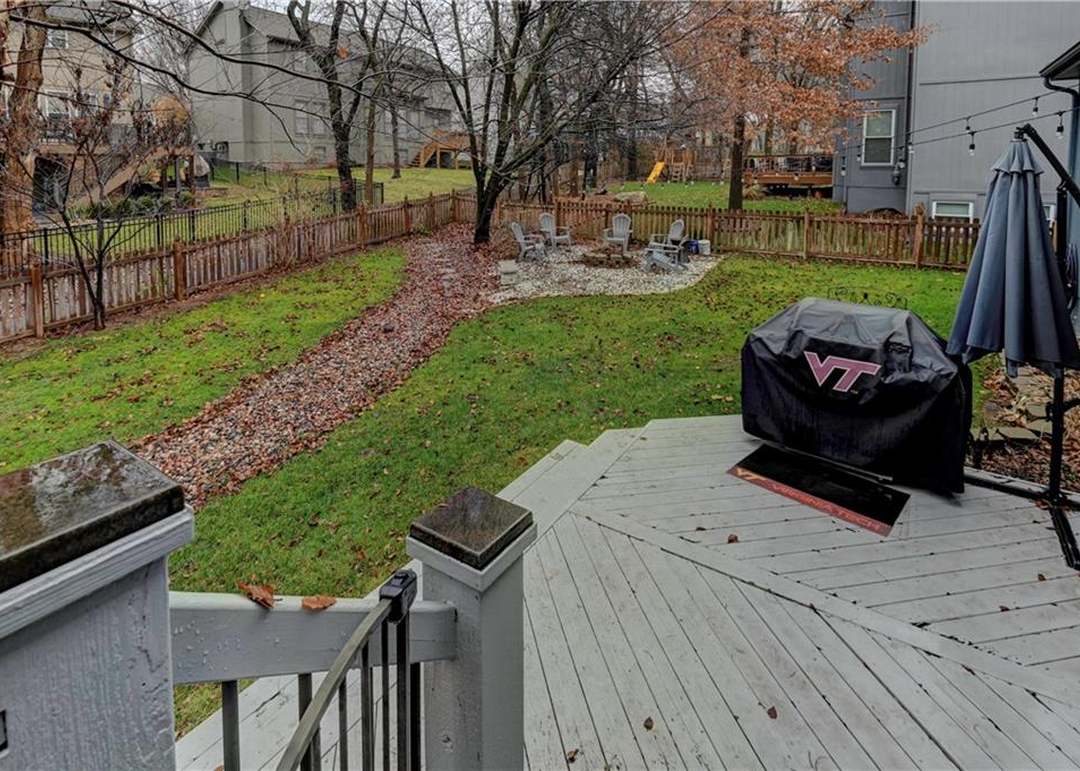 18890 W 117th Street — photo 5