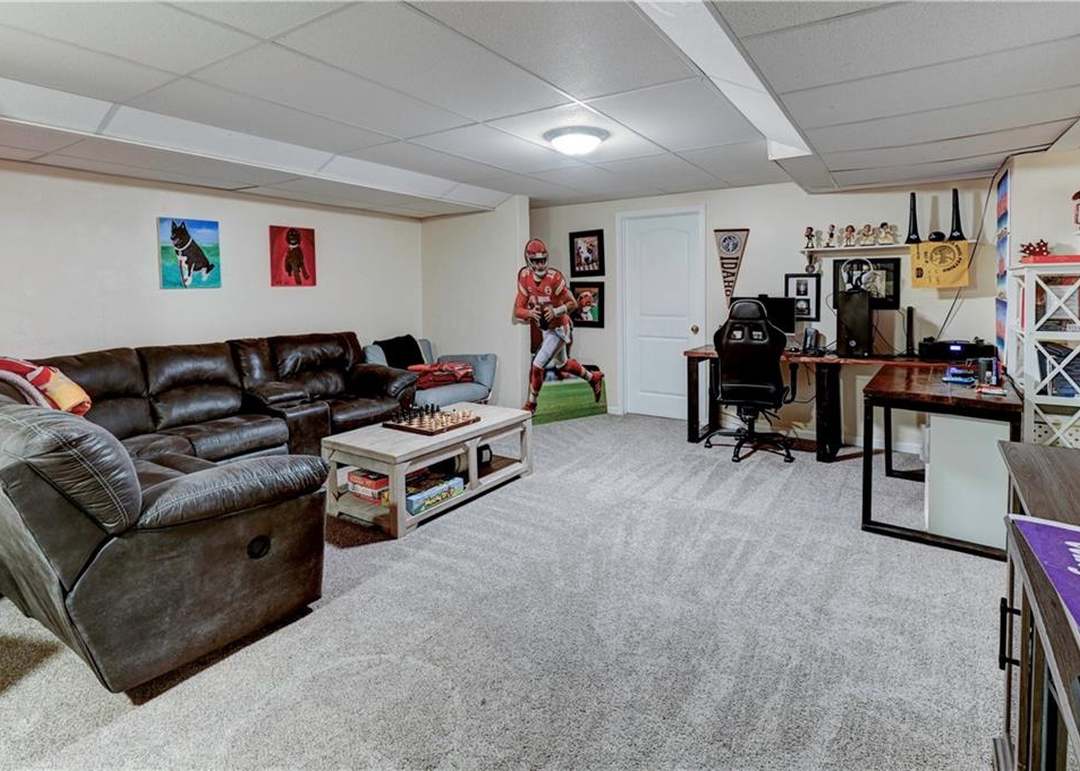 18890 W 117th Street — photo 22