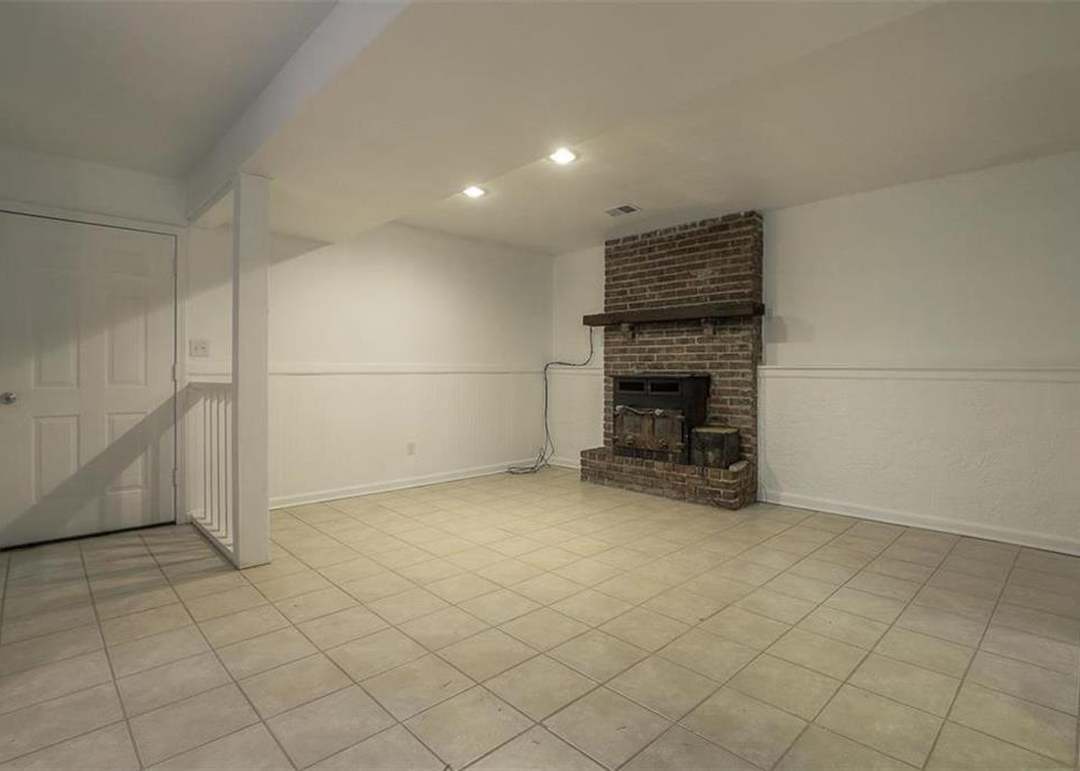 19910 S PICKERING Road — photo 3