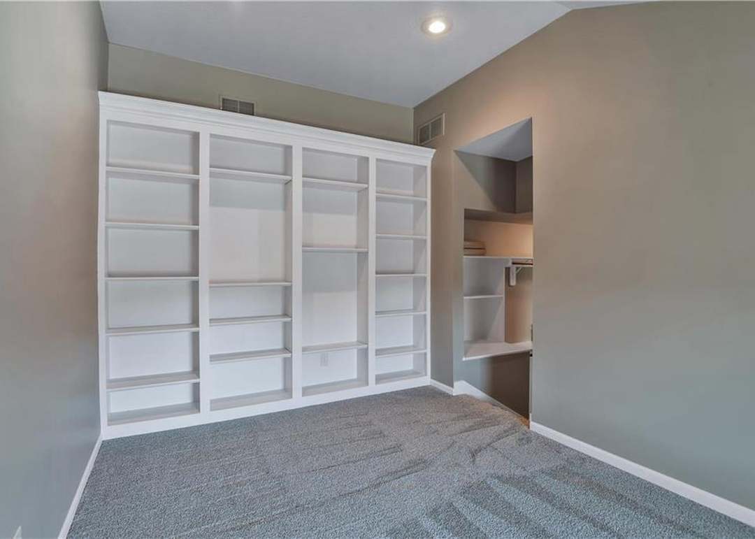 6212 W 138th Street — photo 54